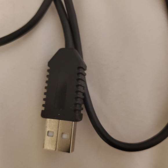 Black Computer Cable Adapter - Picture 4 of 5